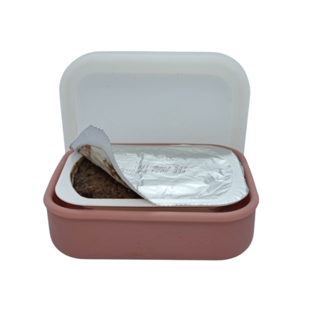 small rectangle container with lid